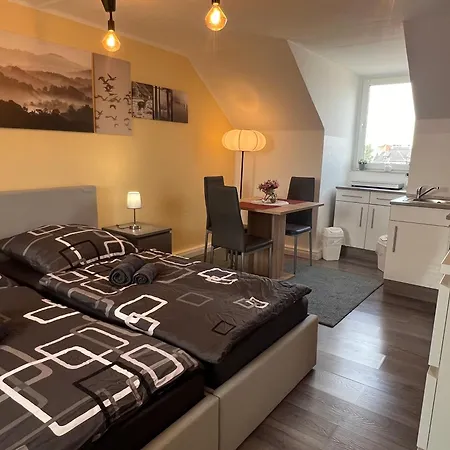 Studio Apartment Fruehauf Geithain Buitenkant foto